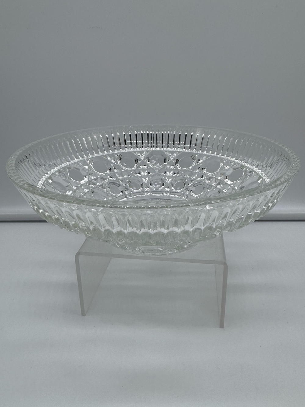 Vintage Federal Glass Windsor Button Cane Clear Pressed Glass Bowl 1970s